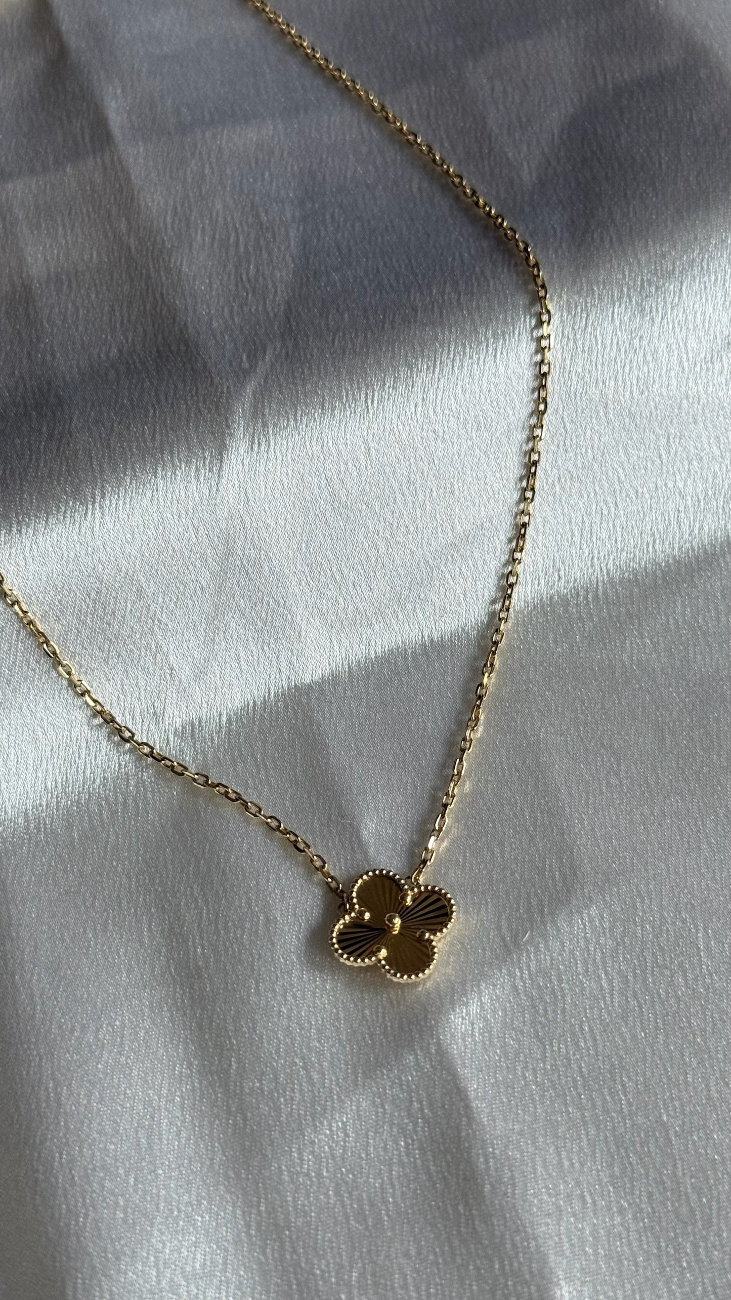 14K Clover Pendant Necklace
