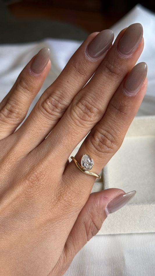 14K Pear Diamond Ring